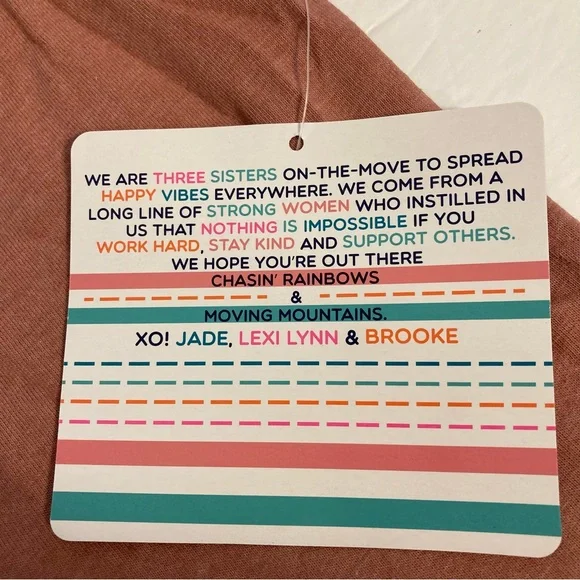 NWT JADELYNN BROOKE Friends Graphic Sleep Shirt “They Don’t Know” Size Large XL - Picture 9 of 11